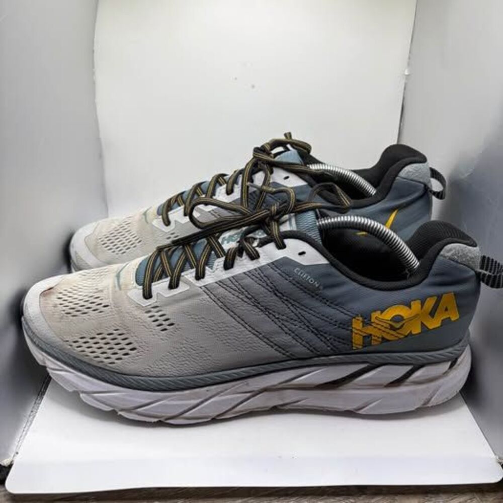 Men’s Hoka One One Clifton 6 Running Shoes Size 12.5